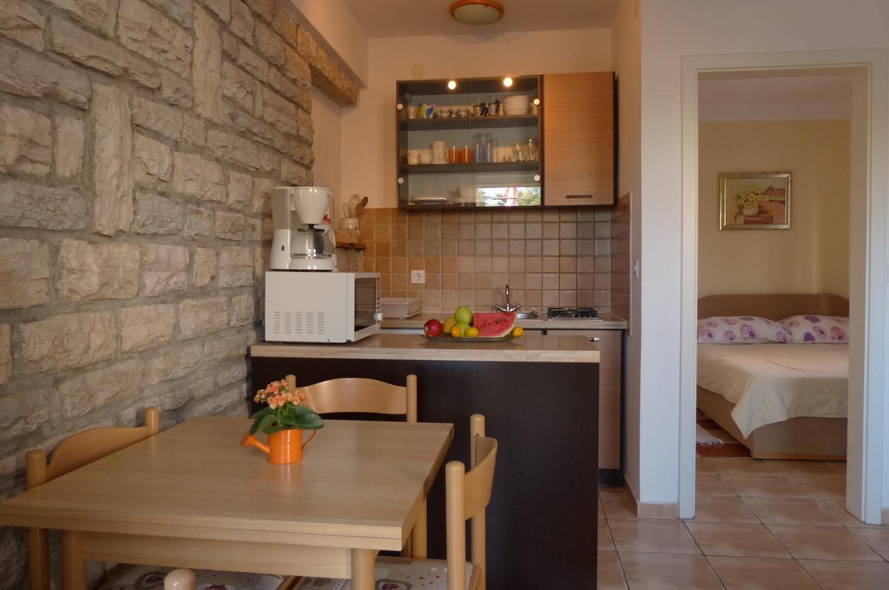 Apartment Petar Сукошан Экстерьер фото